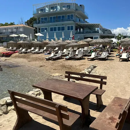 Golden Coast Boutique - Luxury Living Apart-hotel 4*