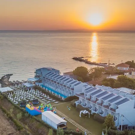 Golden Coast Boutique - Luxury Living Apart-hotel 4*